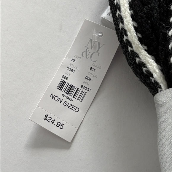New York & Company Black and White Knit Scarf & Glove Set - Picture 3 of 6